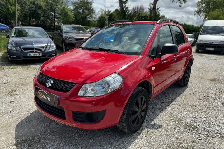 SUZUKI SX4