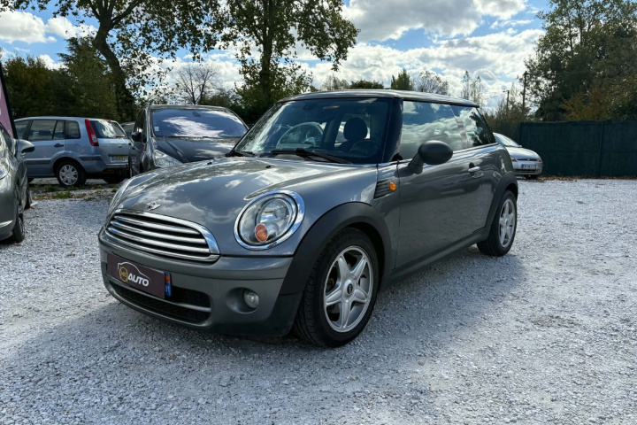 MINI HATCH R56