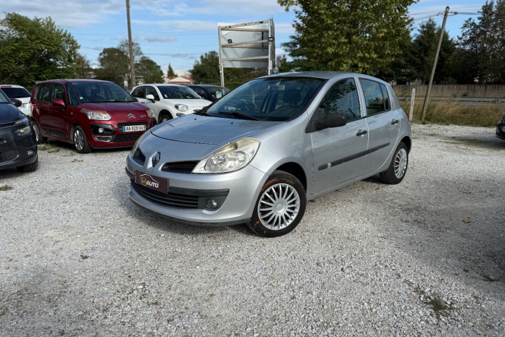 RENAULT CLIO III
