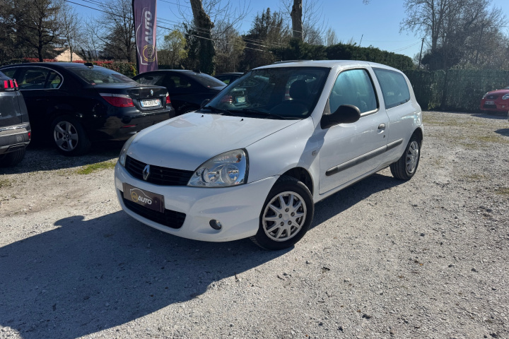 RENAULT CLIO CAMPUS