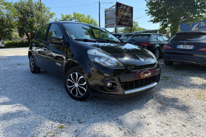 RENAULT CLIO III