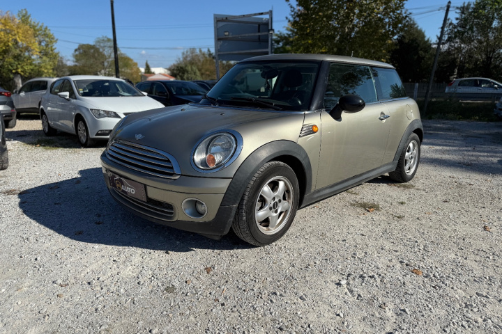 MINI HATCH R56