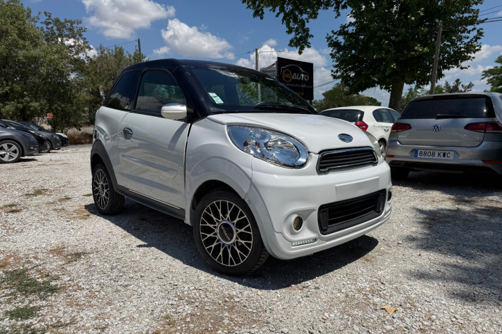 MICROCAR M8