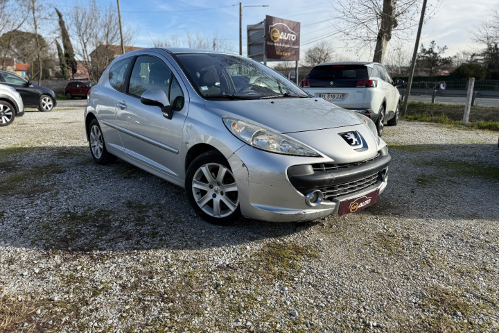 PEUGEOT 207