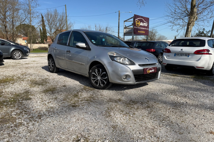 RENAULT CLIO III