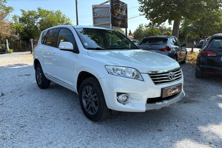 TOYOTA RAV4 RC